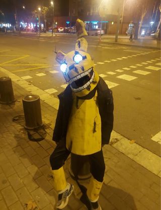 Disfraz máscara springtrap FNAF
