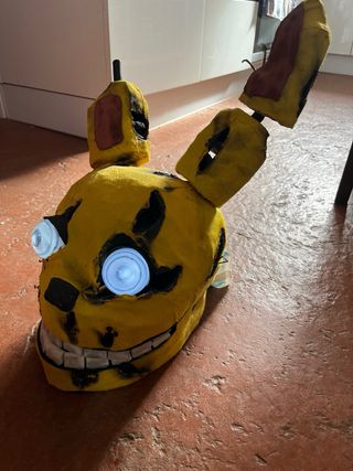 Disfraz máscara springtrap FNAF