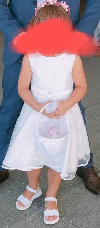 Vestido boda o comunión 4-5 años.