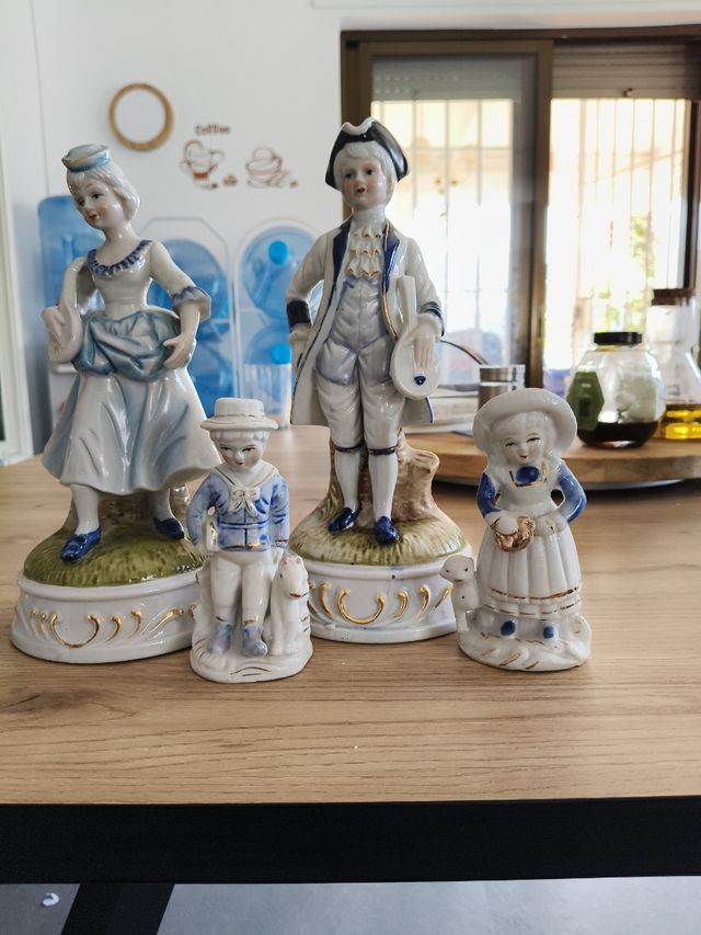 Set de Figuras de porcelana