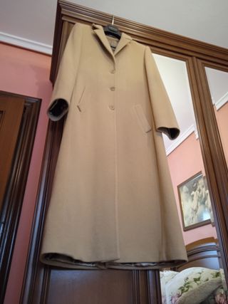 Abrigo Camel de mujer 