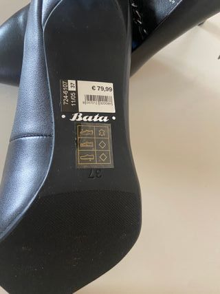 ZAPATOS DE SALÓN DE LA MARCA BATA