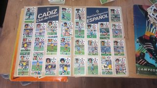 LOTE DE ÁLBUMES DE CORMOS FÚTBOL 
