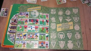LOTE DE ÁLBUMES DE CORMOS FÚTBOL 