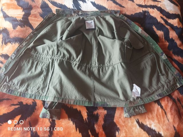 Chaqueta Militar Talla L estampado ropa
