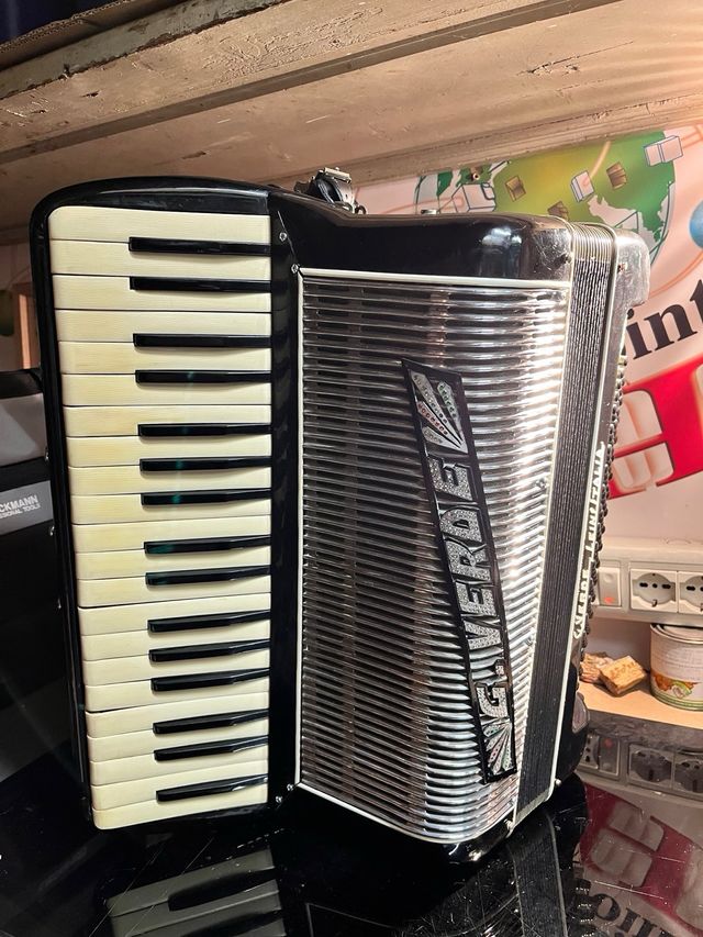 Fisarmonica Verde 80 bassi