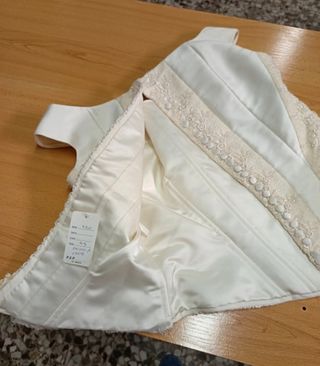 Top de novia sin estrenar 