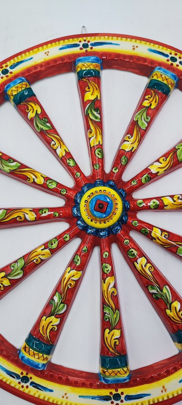 Splendida Ruota di Carretto Siciliano in Ceramica