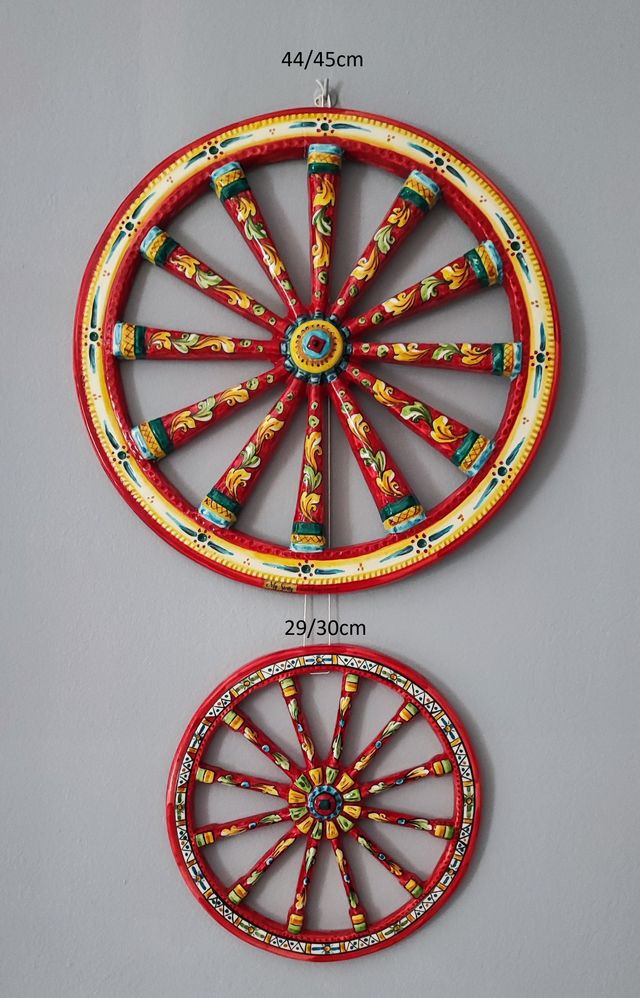 Splendida Ruota di Carretto Siciliano in Ceramica