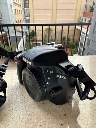 NIKON D3300