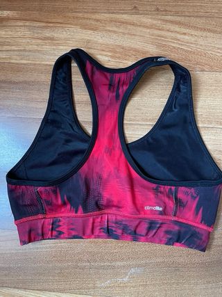 Top sportivo Adidas techfit