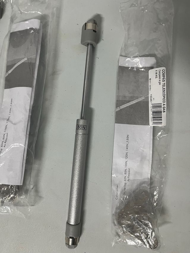 compás telescópico a gas 80N