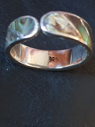 Antiguo anillo de plata multicolor artesano