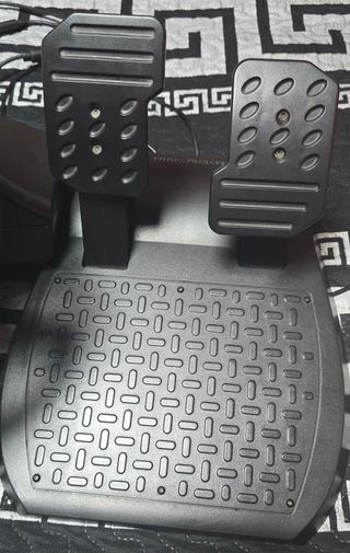 Volante ferrari gaming y pedales