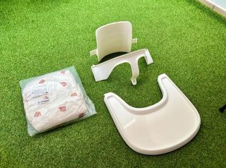 NUEVO! Bandeja, baby set y cojin para stokke