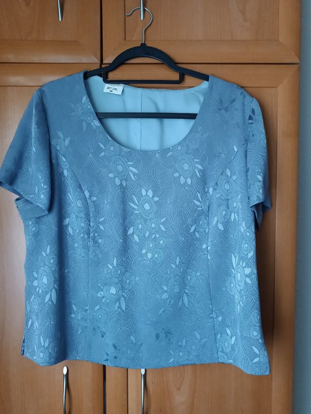 Traje o Conjunto tres piezas de señora. Eventos. B