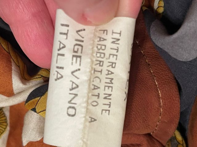 Cazadora de ante de hombre color coñac.