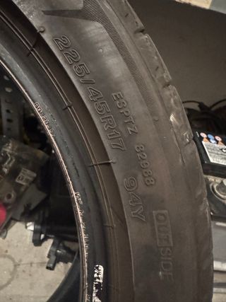 UNA Bridgestone 225/45R17 