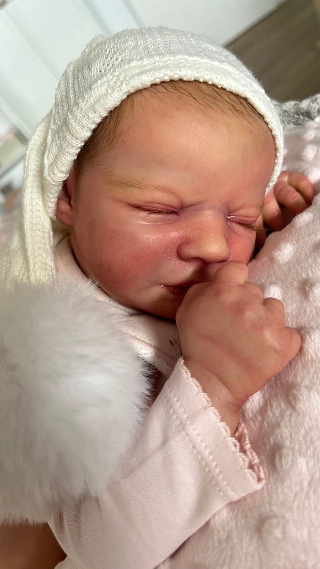Bebé Realborn Katie sleeping