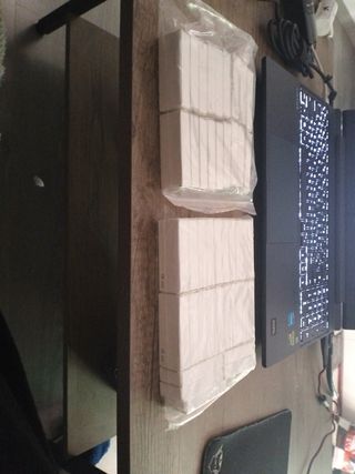 Muchos pendrives 8GB