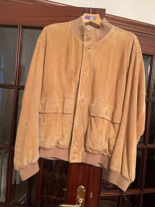 Cazadora de hombre de ante y reversible en lino.