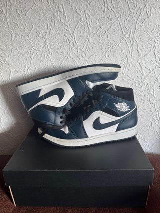 Nike Air Jordan 1 Mid Armory Navy “42.5”