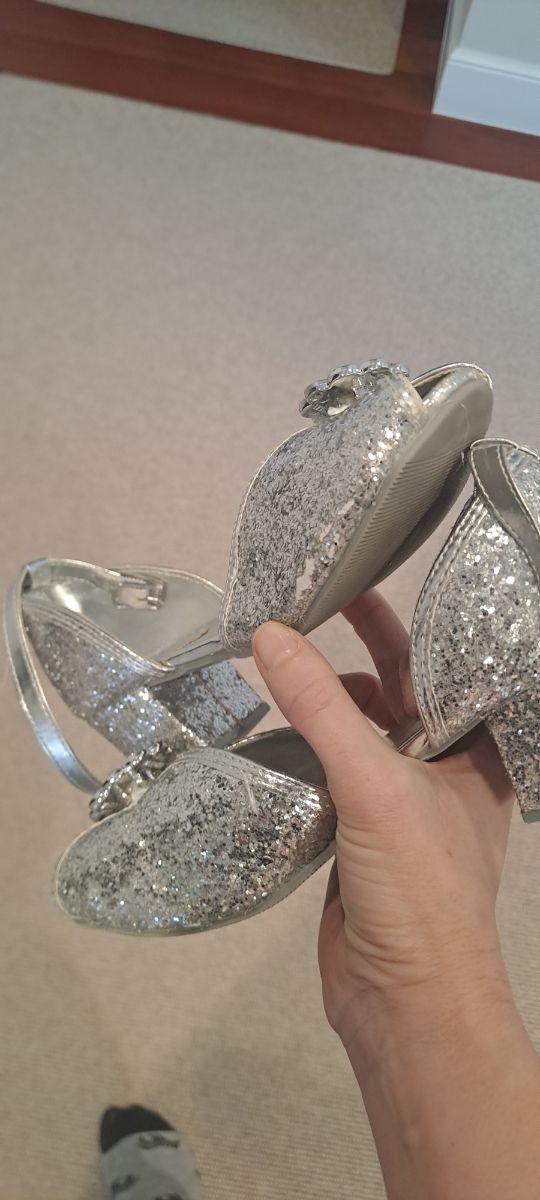 Disfraz Elsa Frozen 2 t.7-8 años y zapatos