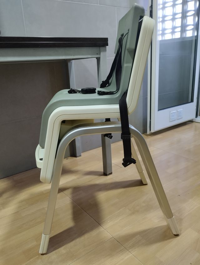 Trona evolutiva Nuna