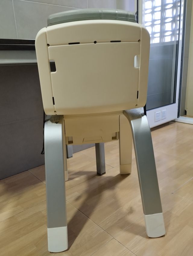 Trona evolutiva Nuna