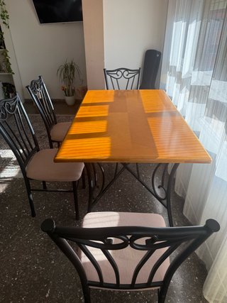 Mesa comedor con 6 sillas
