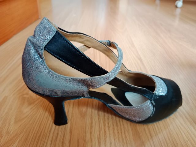Zapatos baile