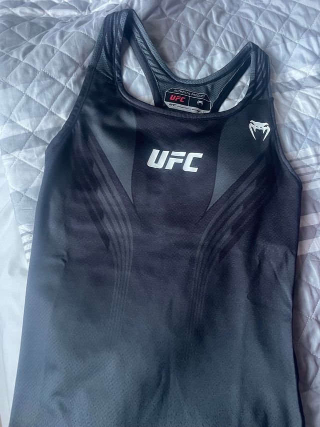 UFC Venum Camiseta Negra – Talla S – Original