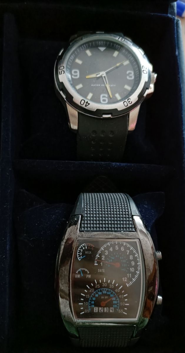 Set de relojes con estuche