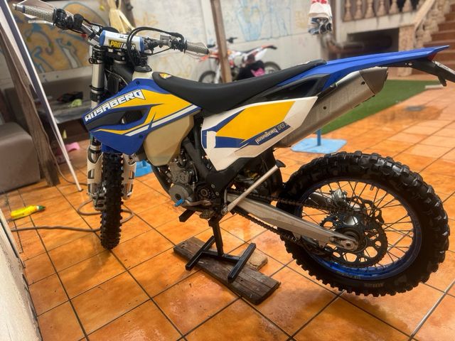 Husaberg 250 4t 2014 SE CAMBIA 