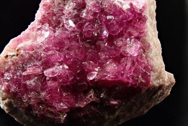 Mineral. Cobalto calcita.