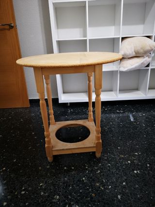 Mesa Camilla pequeña. 