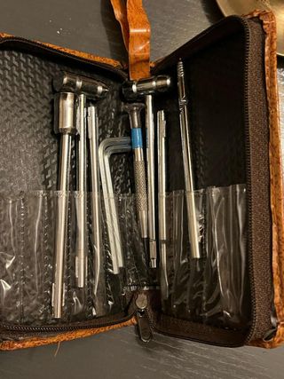 Juego de herramientas de precisión con estuche
