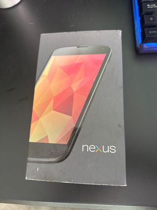 Caja nexus 4