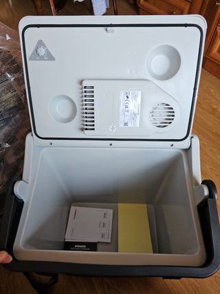 Nevera eléctrica portatil sin estrenar