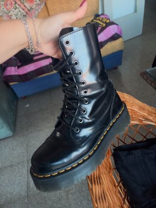 Botas militares Dr. Martens Jadon Hi