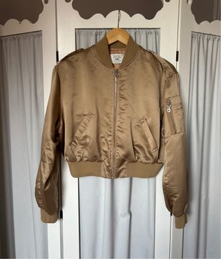 Chaqueta bomber satinada Berskha