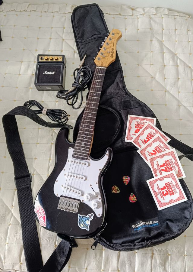 Guitarra Eléctrica como nueva