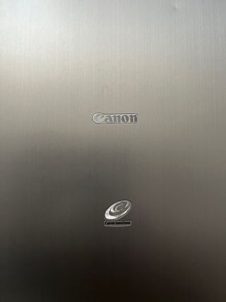 Scaner Canon Lide 50 no tiene cable 