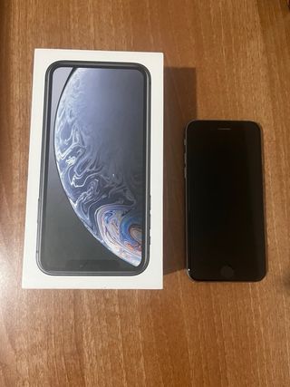 Iphone 6 - 16 GB - 3 carcasas