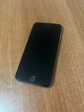 Iphone 6 - 16 GB - 3 carcasas