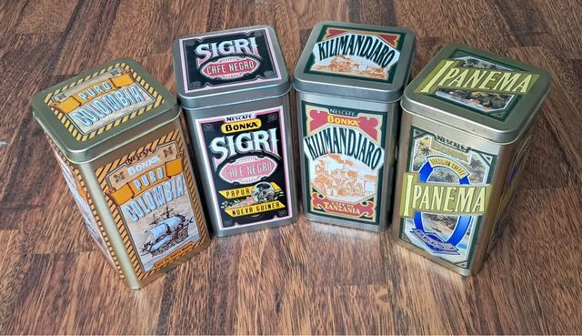 Latas antiguas de cafe