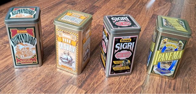 Latas antiguas de cafe