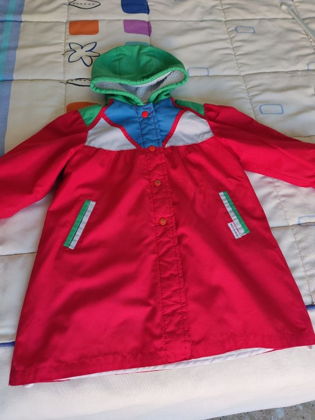 Abrigo de niña vintage.