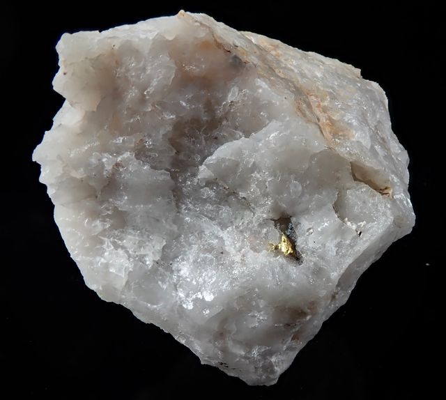 Mineral. Oro nativo en cuarzo