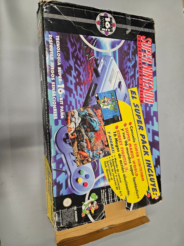 Super Nintendo + Street Fighter II + Mario World